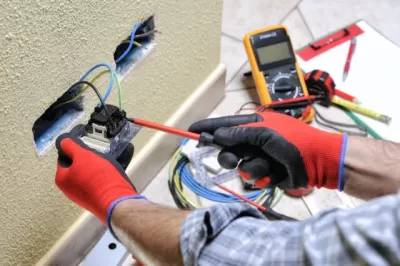 Electrician company Electrician company